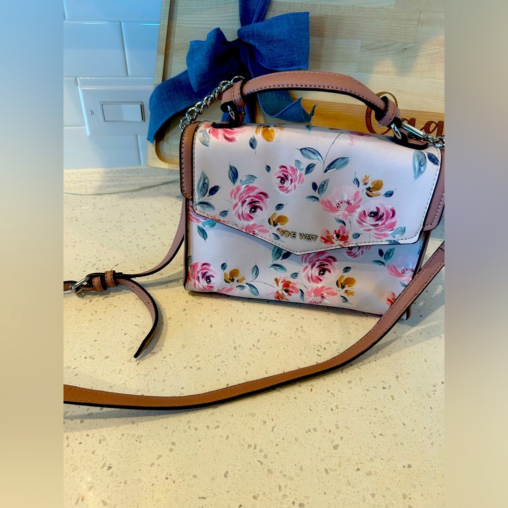 Nine West floral shoulder strap purse